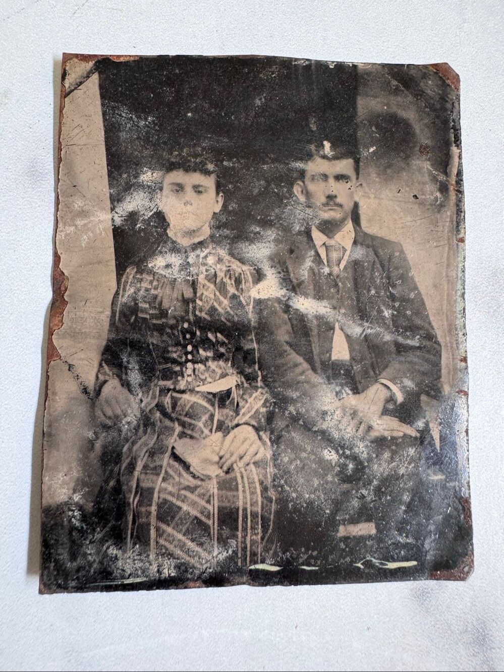 Antique metal tin photograph couple black white Ferrotype tintype iron sheet Vic